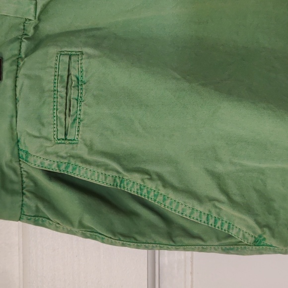 Distressed green chinos - Picture 2 of 6